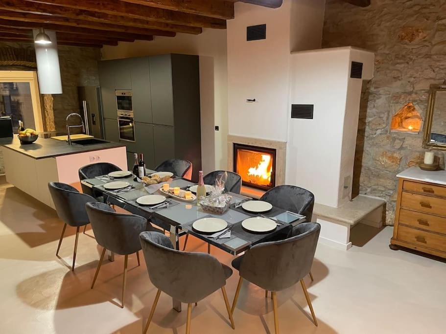 Villa Makale Умаг Екстериор снимка